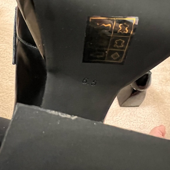 *New* B2 ‘Calixa’ heeled loafers - size 6.5 (fit small) - Picture 6 of 7